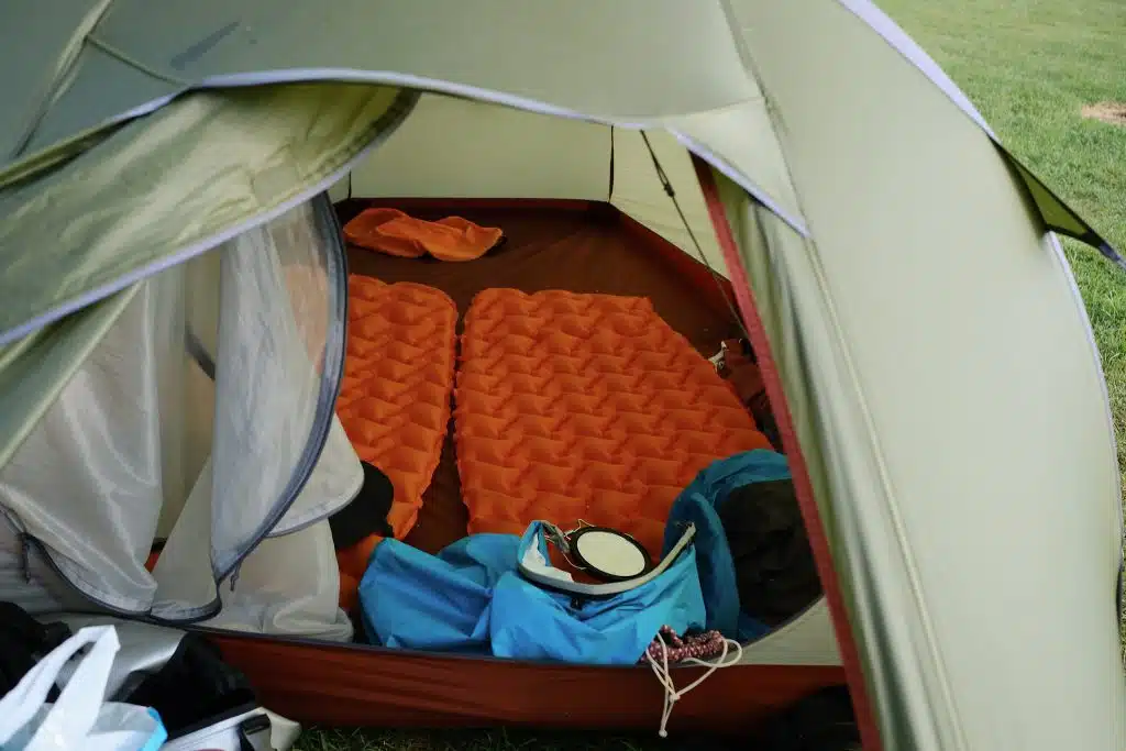 Organised camping tent