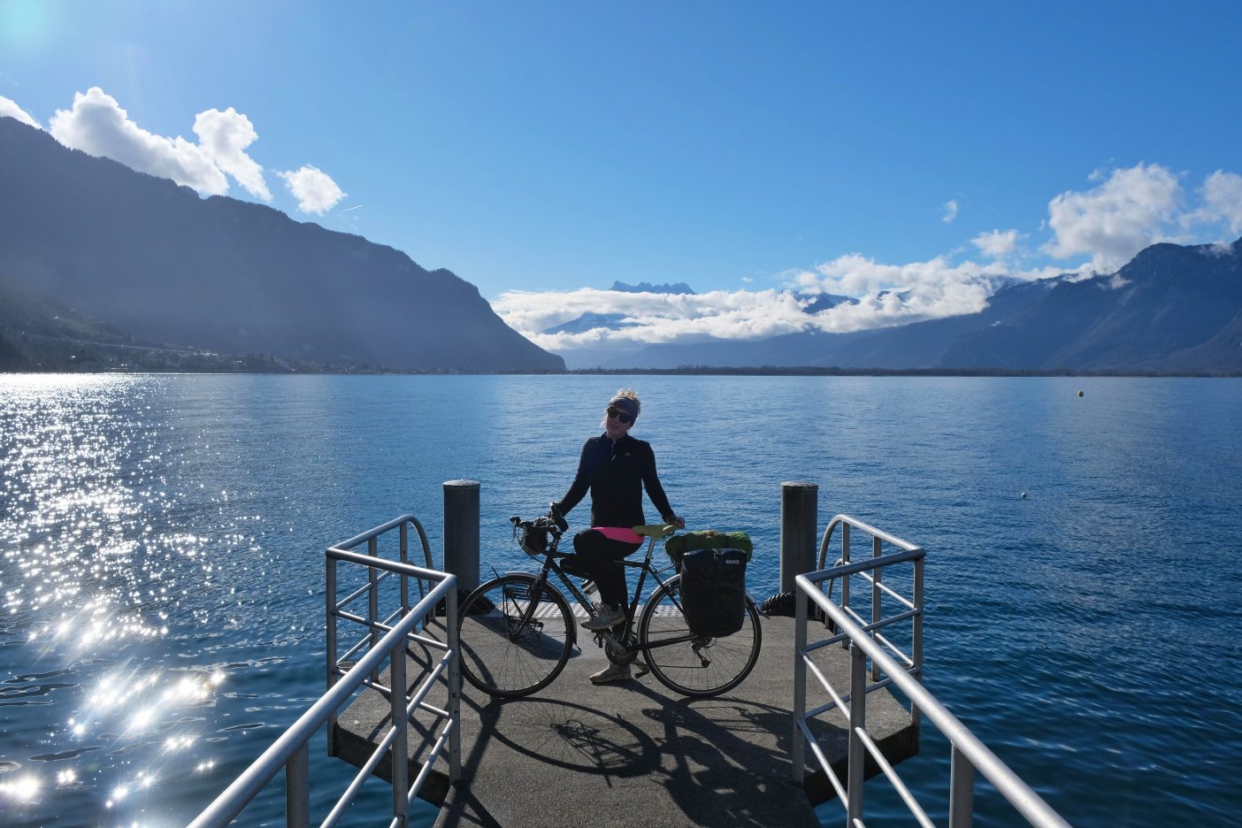 Cycle tourer by Lac Leman 