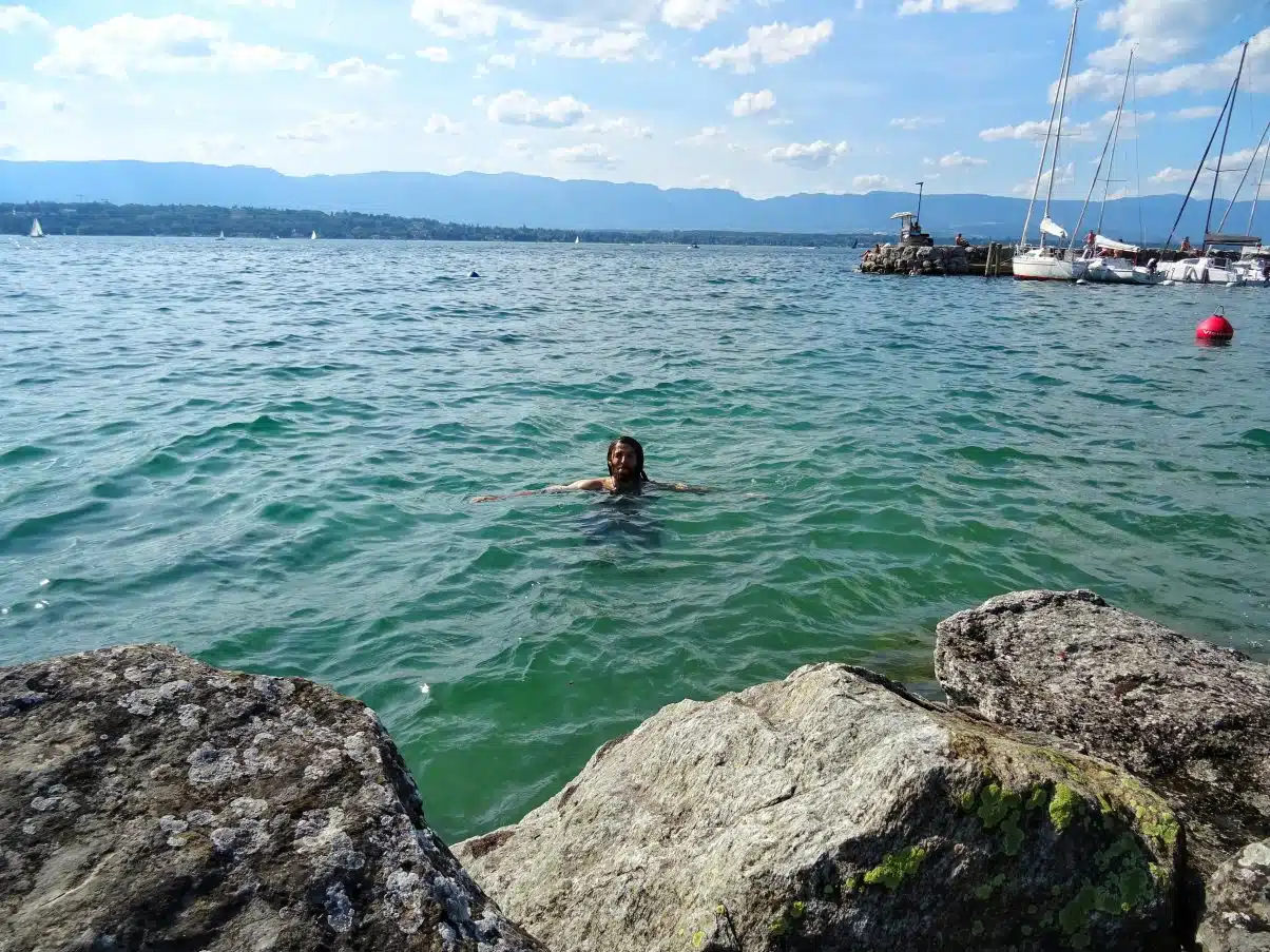 Man swimming in lake 